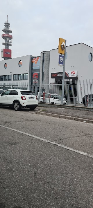 Gramsci car center - Riparazioni Auto 360 - DRIVER CENTER PIRELLI