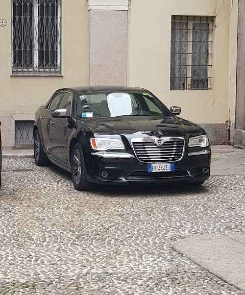 Noleggio Auto con Conducente - Servizio Taxi Privato- Prismacar