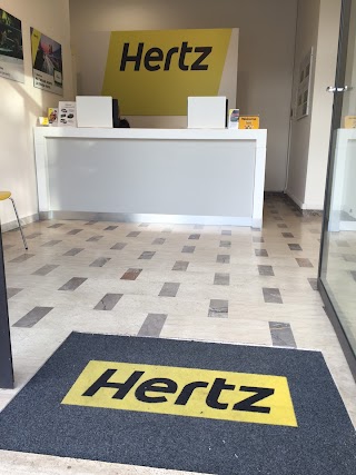 Tarent Travel Agenzia di Viaggi & Hertz Autonoleggio