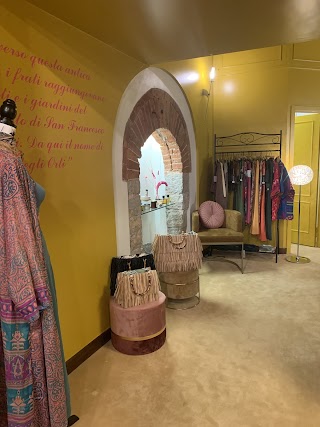 OJAS Yoga and Ayurveda Concept Store