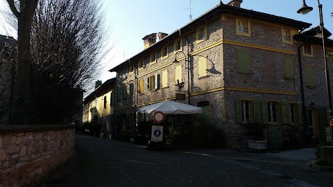 Antica Osteria Del Borgo Srl