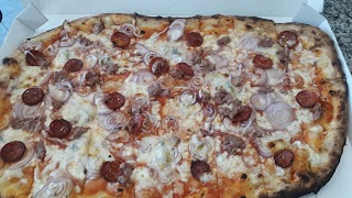 Pizzeria La Buongustaia