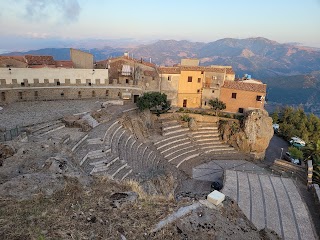 Teatro Pietra Rosa Pollina