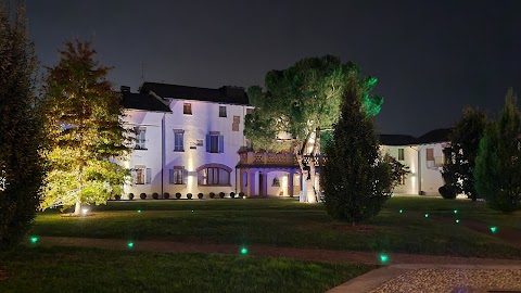 Cascina Sesmones Hotel & Restaurant