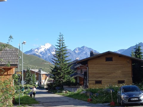 Piscine découverte à l'Alpe d'Huez