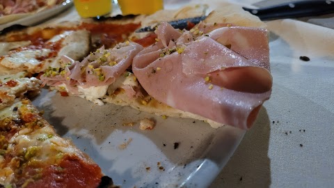 Pizzeria Trattoria Lamporecchio - Il Canniccio