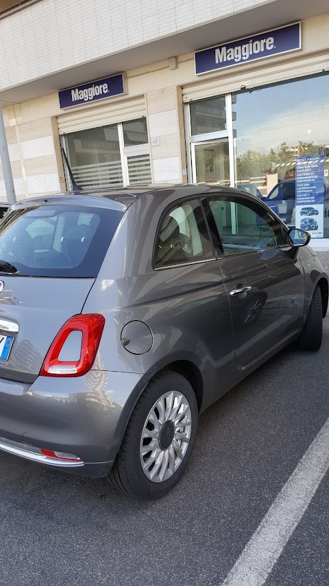 Noleggio Auto e Furgoni Maggiore AmicoBlu - Roma EUR