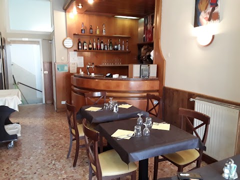 Trattoria La Tana dell'Orso -Brescia Zona Mompiano