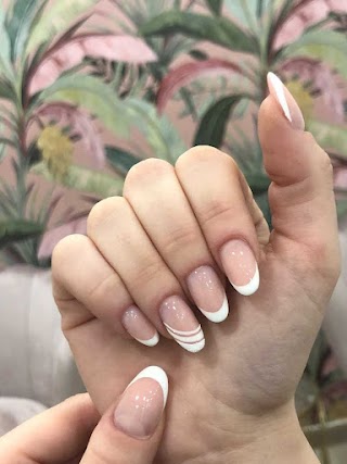 Oh My Lab Nails