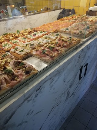 Lab77 pizza in teglia