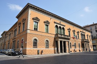 Scuola Elementare Statale "G. Carducci"