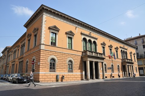 Scuola Elementare Statale "G. Carducci"