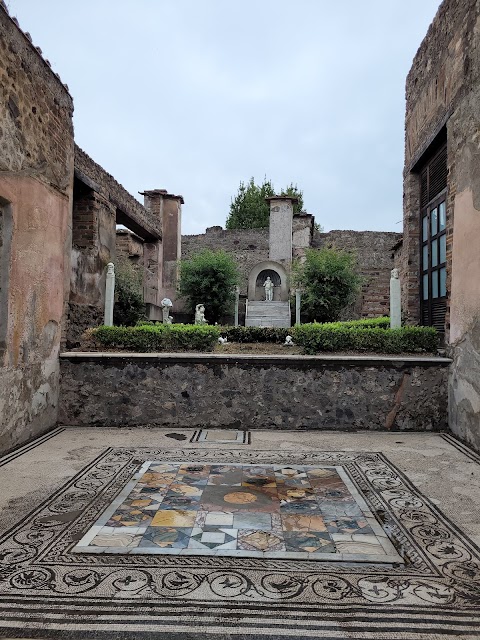 Basilica Pompeiana