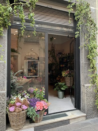 Frida's Busto Arsizio Italian Flower Stores