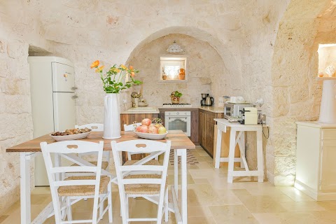 TRULLO DEI SOGNI con PISCINA & JACUZZI - Vacanze in Puglia - San Michele Salentino - Brindisi