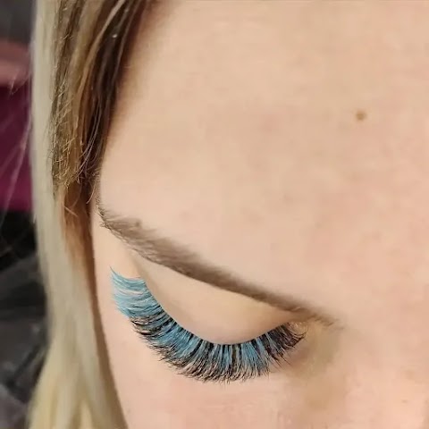 Raffaella Naccarato Eyelashes School Reggio Calabria