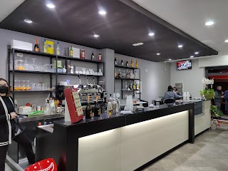 DAVIDONE LOUNGE BAR