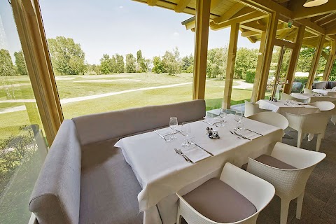 Golf Restaurant