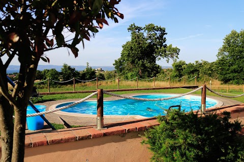 Casa Vacanza La Collina di Montecchio