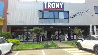 Trony