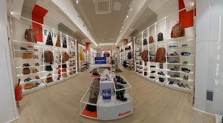 BATA Store Napoli