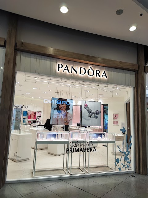 PANDORA Concept Store