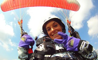 Into The Wild A.S. - Parapendio voli in Tandem - Vela - Canoa - Bike