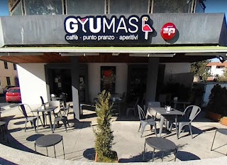 Giumas