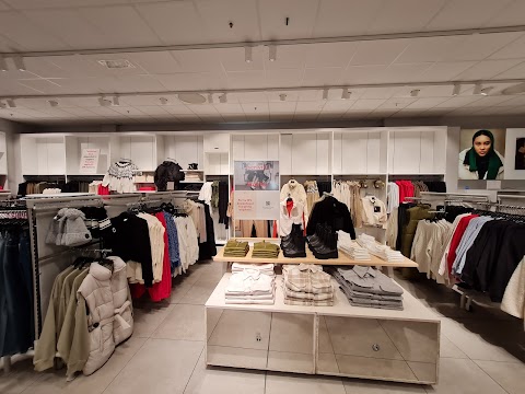 H&M