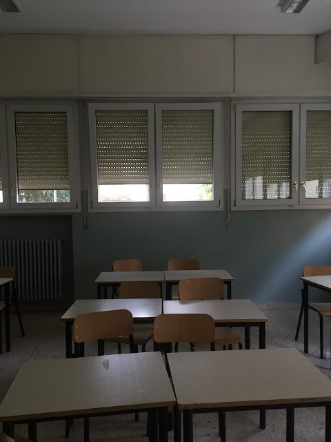 Liceo Scientifico Antonio Roiti