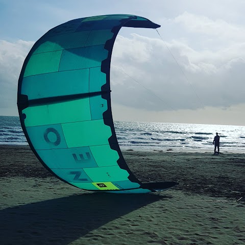 KiterpillarTeam Kite Beach