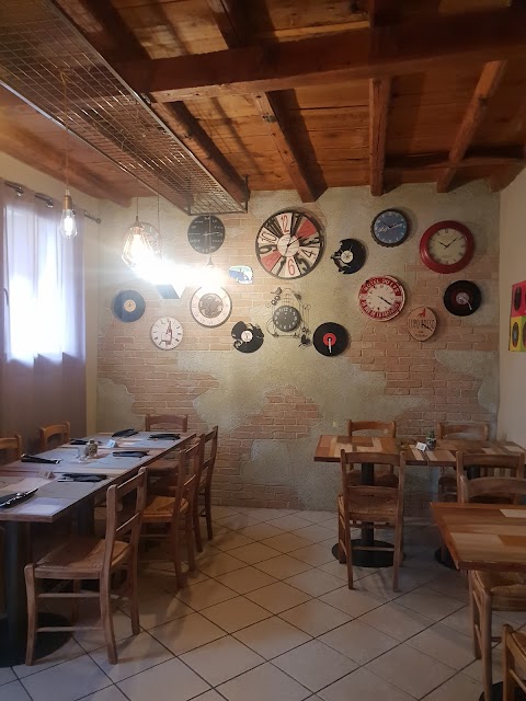 Lupo Rosso Pub Pizzeria Birreria