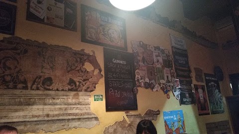 Pub & Beershop Tre Scalini