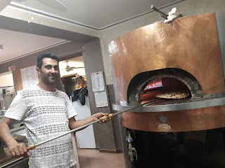 Pizzeria D'Asporto L'Amalfitana.