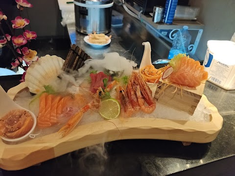 Ayì fusion sushi restaurant