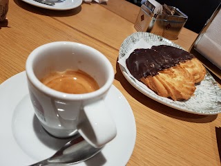 Caffè & Caffè