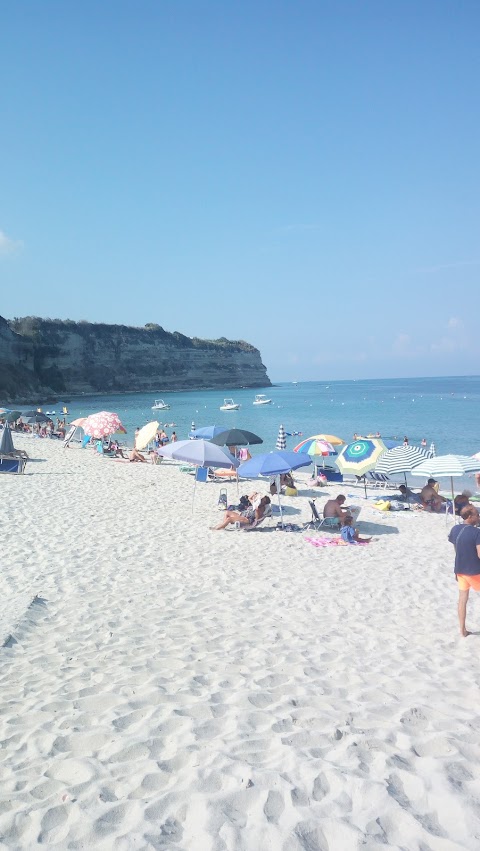 Appartamenti In Villa Con Piscina - Tropea