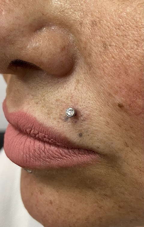 Dimitri Piercer Roma