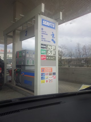 Distributore benzina ESSO e autolavaggio 24 su 24