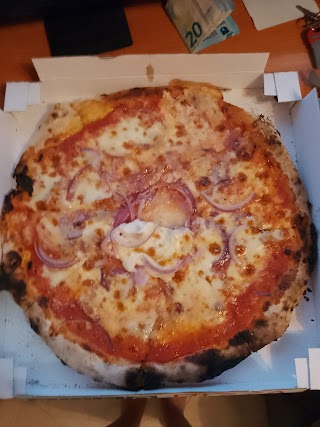 Pizzeria La Vesuviana
