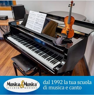 Accademia Moderna Musica e Musica