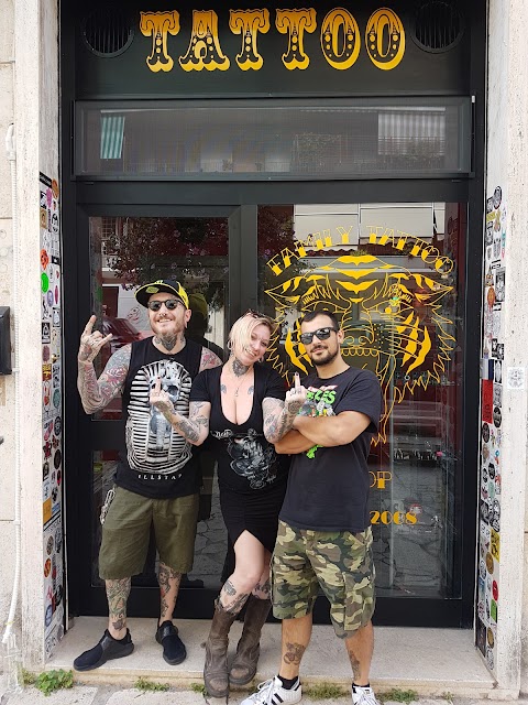 Family Tattoo Shop