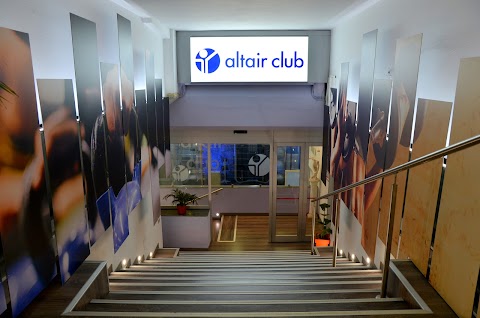 Altair Club via Pantano