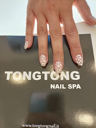Tong Tong Nail