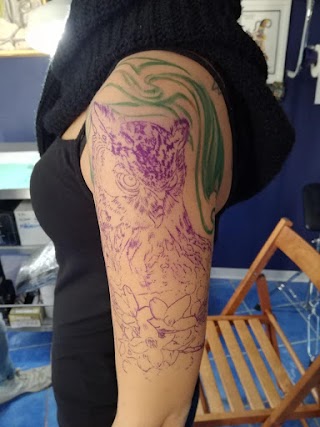 HELP ME Professional Tattoo