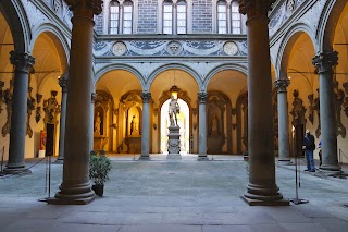 Elva Conti Guida Turistica Personale Firenze