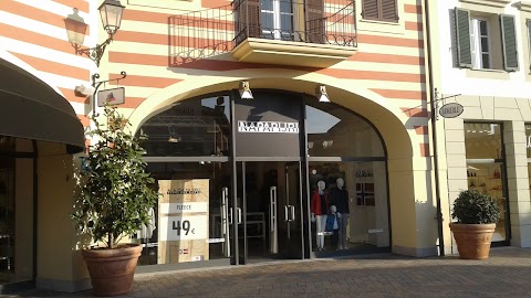 Napapijri Outlet Serravalle