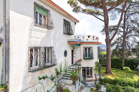 Villetta delle Rose con giardino