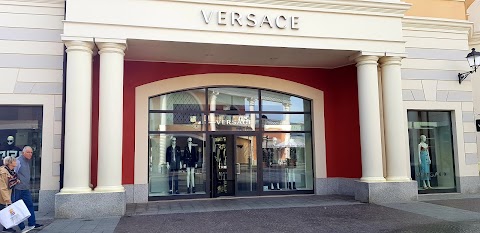 VERSACE