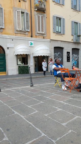 Poké Samba Milano Duomo (Piazza Sant’Alessandro, 2)